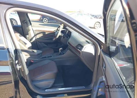 2022 Volkswagen Jetta Gli 2.0T Autobahn z USA, uszkodzony, nr VIN 3VW2T7BU0NM005337